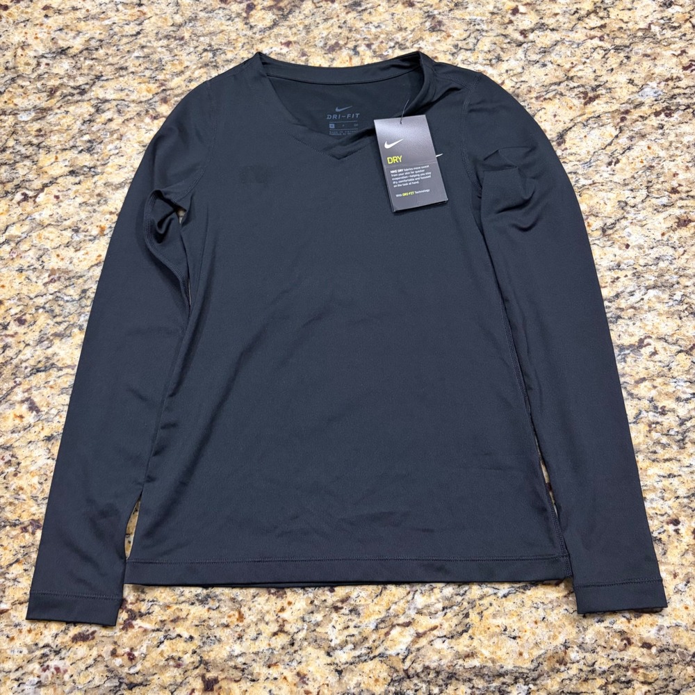 NEW Nike Dri-FIT Women Long Sleeve V-Neck Training Shirt Black Small ws